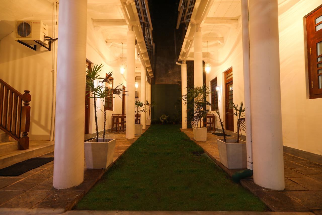 Knight Inn - Galle Fort Экстерьер фото