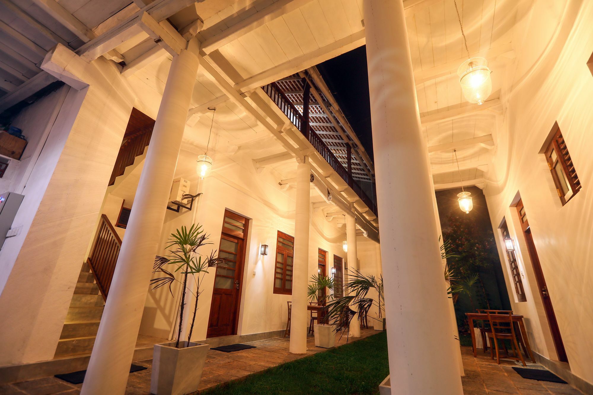 Knight Inn - Galle Fort Экстерьер фото